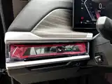 Фото 8 - BMW 7 Series