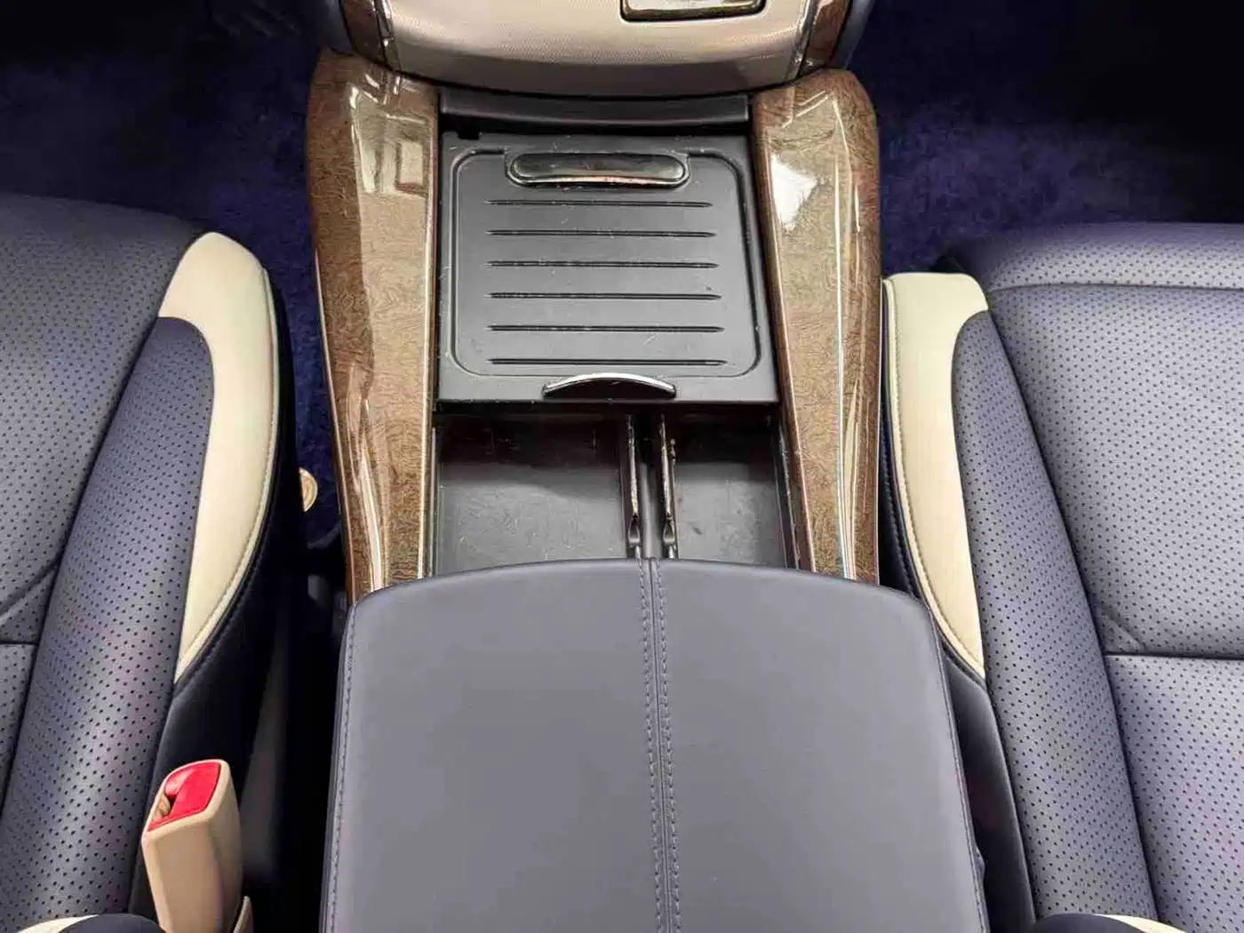 Toyota Alphard 2012 3.5L Luxury Edition фото 19