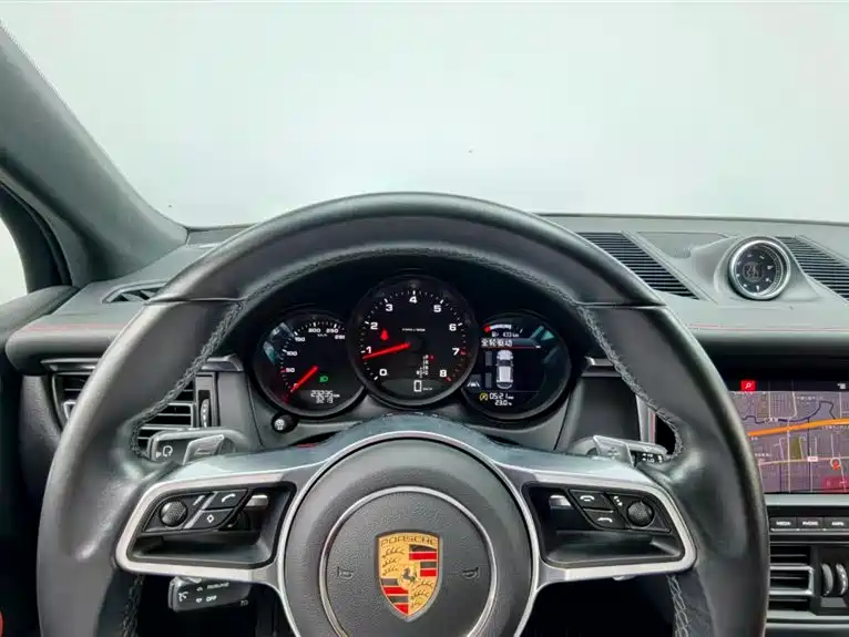 Porsche Macan 2021 Macan 2.0T фото 11