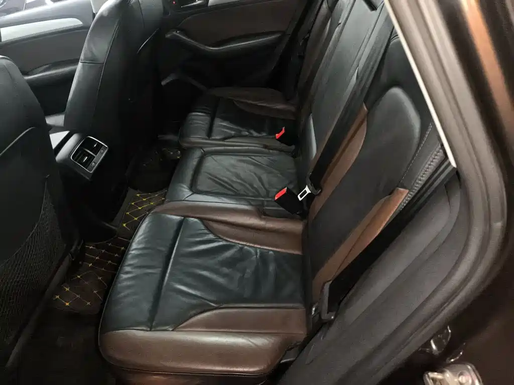 Audi Q5 2018 2017 Plus 40 TFSI Technology