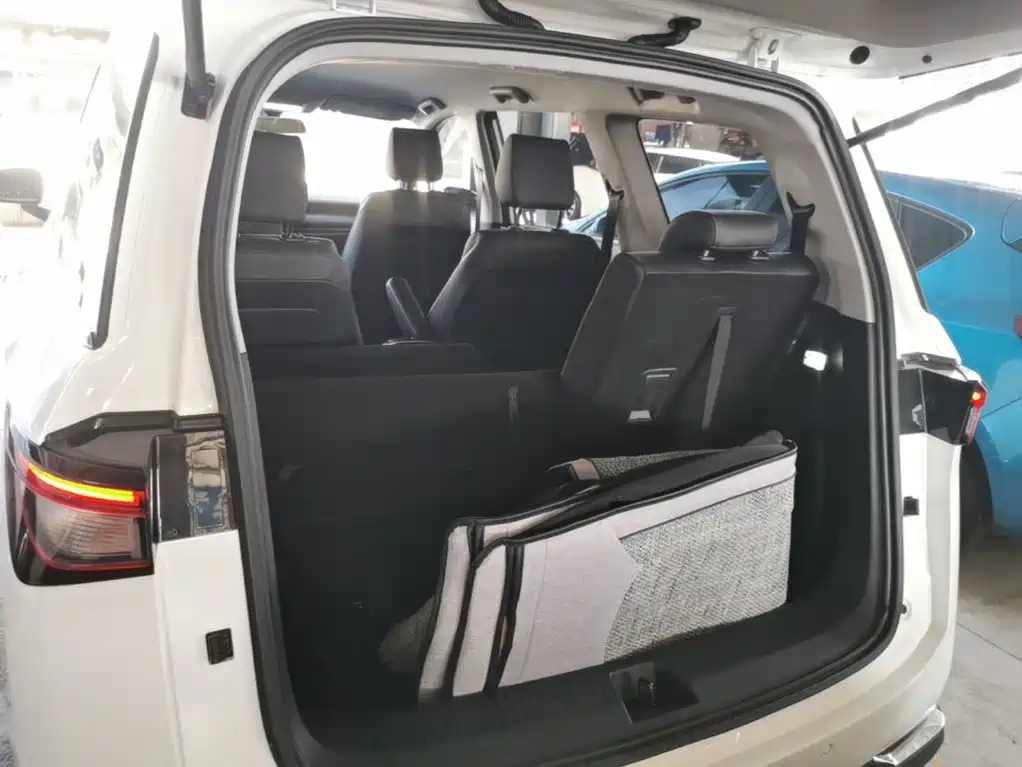 Wuling Motors Wuling Jiachen 2024 2022 1.5T CVT Smart Luxury