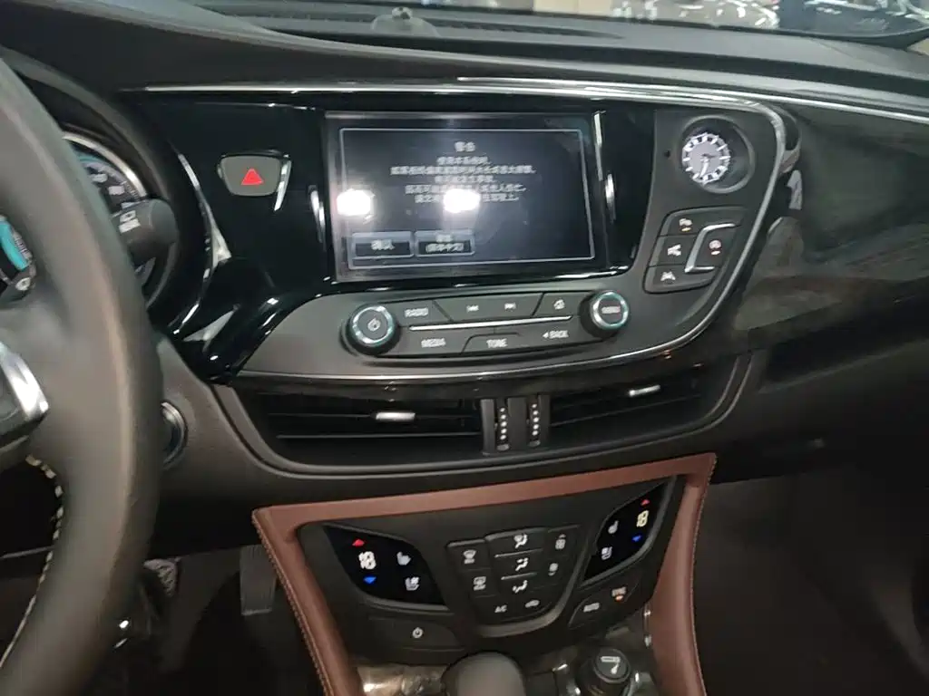 Buick Envision Plus 2015 2014 28T 4WD Luxury