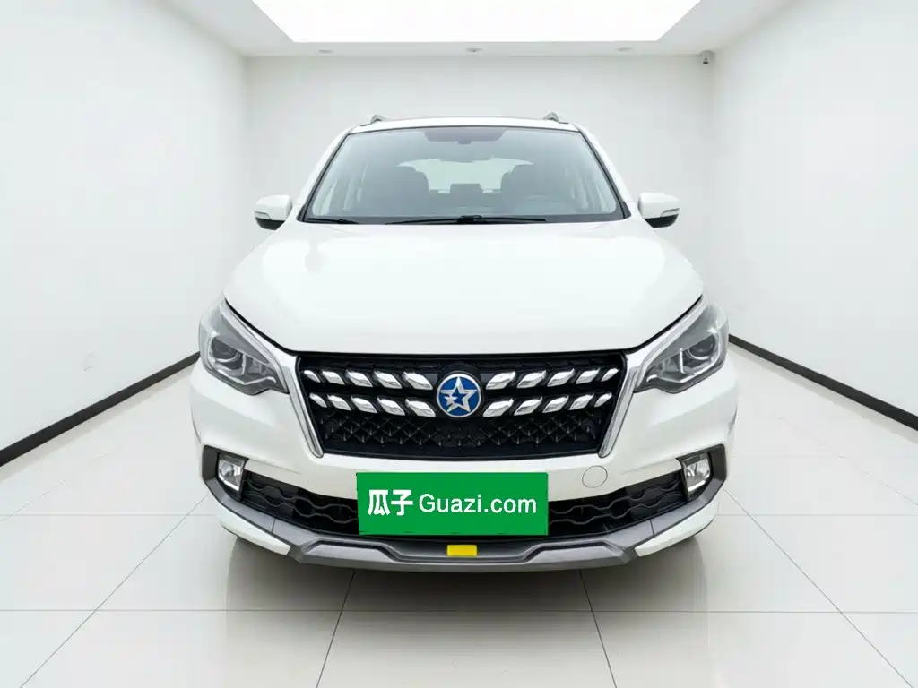 Venucia T70 2019 2019 2.0L CVT Smart Enjoy Edition China V