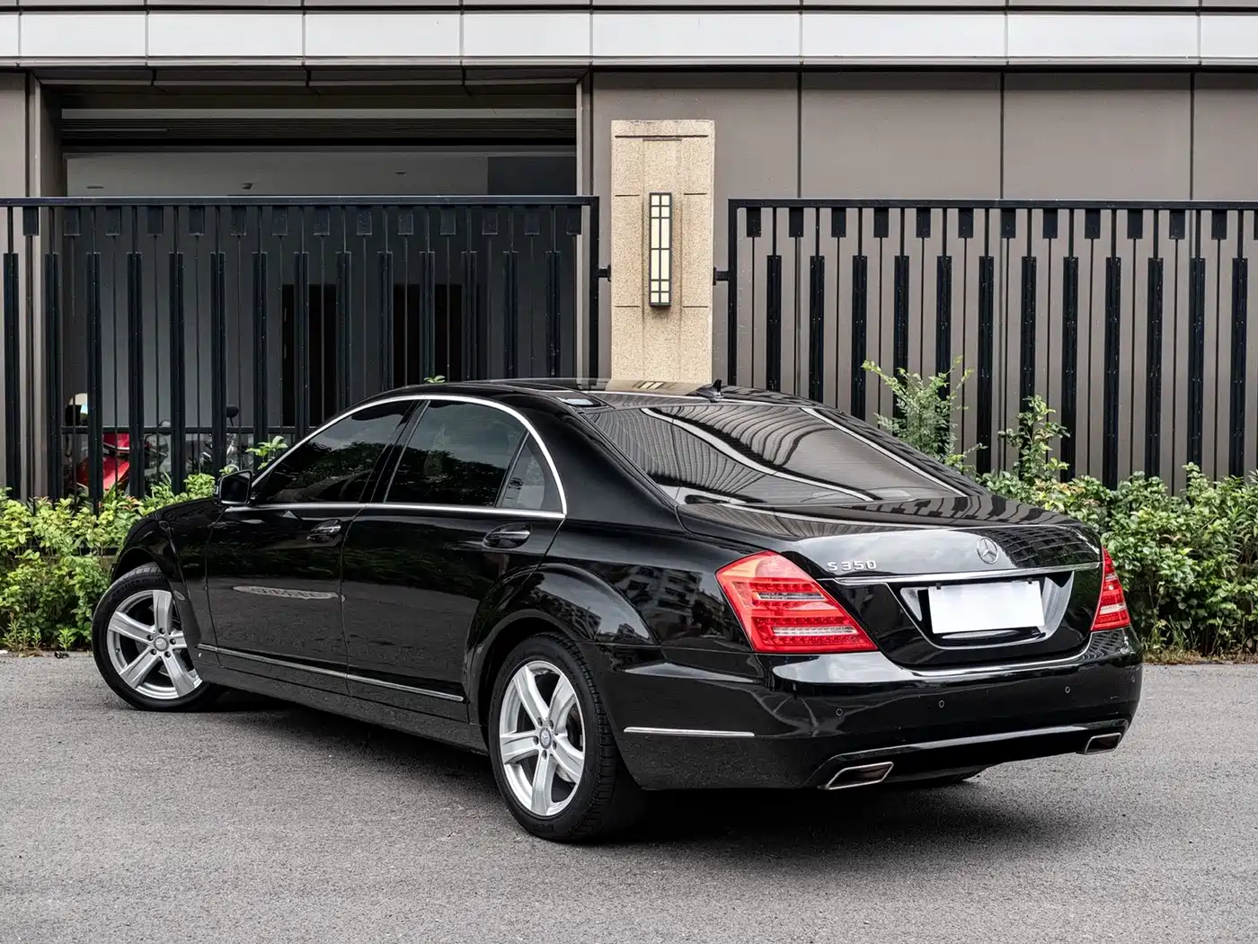 Mercedes-Benz S-Class 2011 S 350 L CGI фото 4