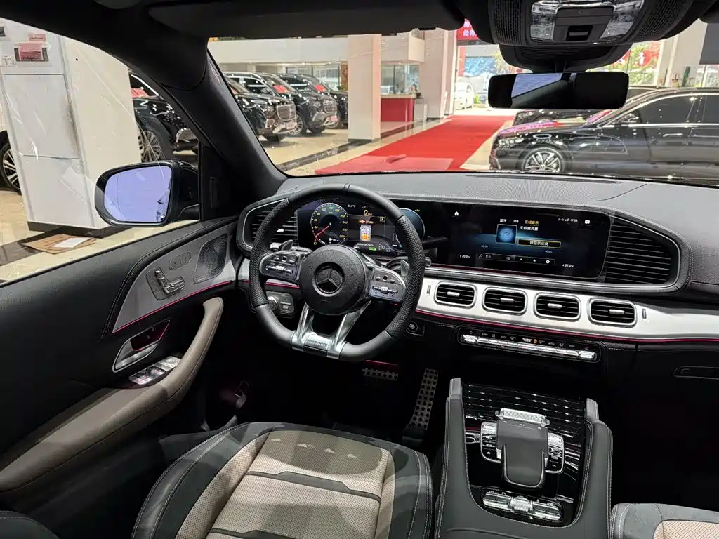 Mercedes-Benz GLE AMG 2020 AMG GLE 63 4MATIC+ фото 21