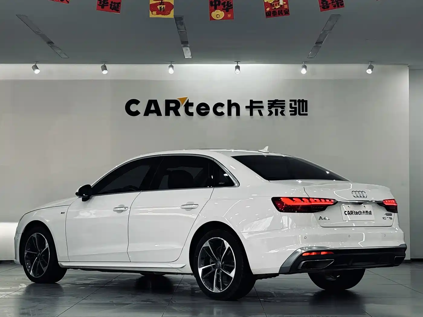 Audi A4L 2020 40 TFSI Fashion Dynamic Edition фото 4