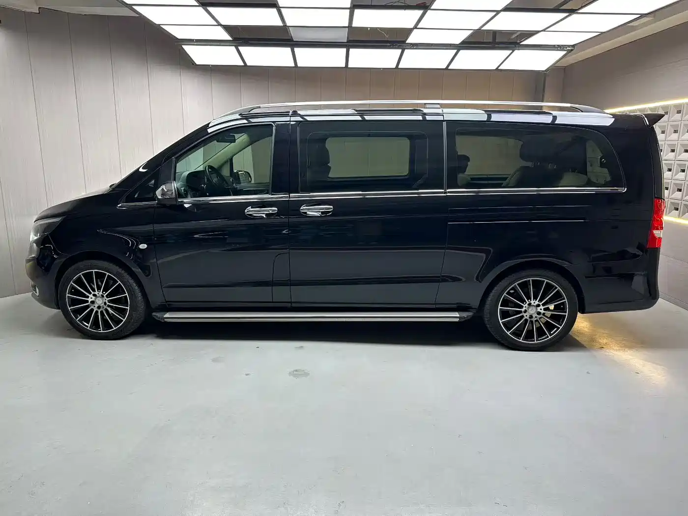 Mercedes-Benz Vito 2016 2.0T Business Edition фото 2