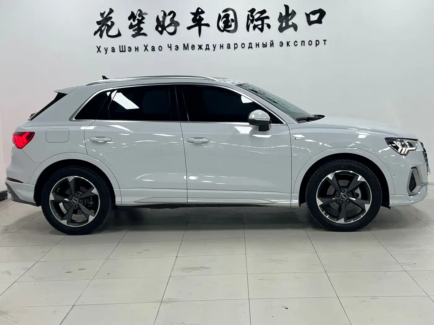 Audi Q3 2022 35 TFSI Fashion Dynamic фото 4