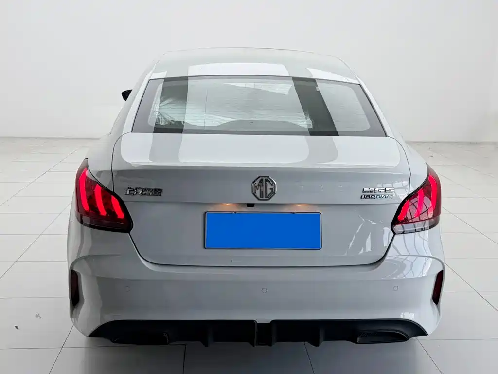 Photo 8 - MG MG5