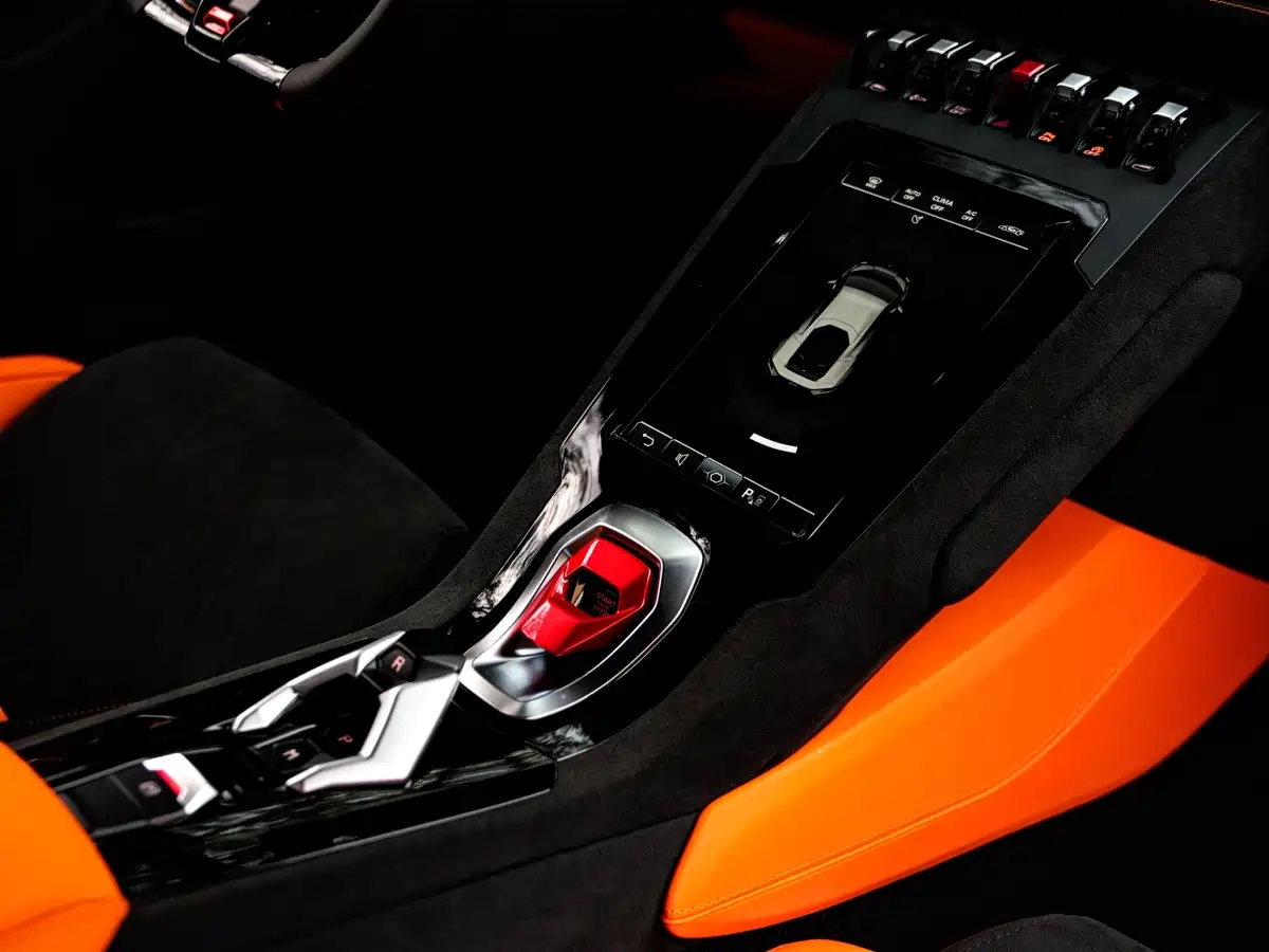 LAMBORGHINI HURACÁN