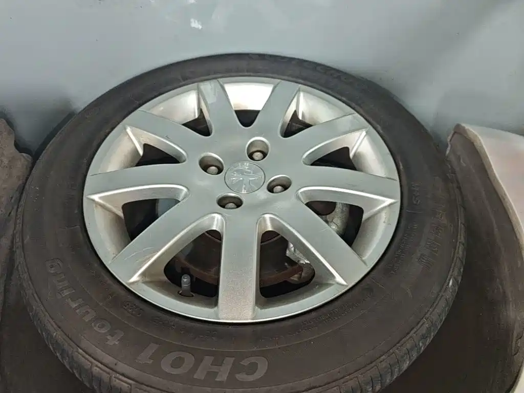 Фото 23 - Peugeot 308