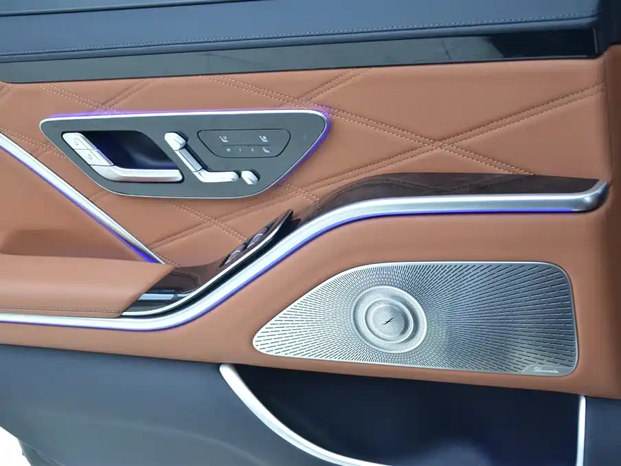 Mercedes-Benz Maybach S-Class 2025 Facelift S 480 4MATIC фото 12