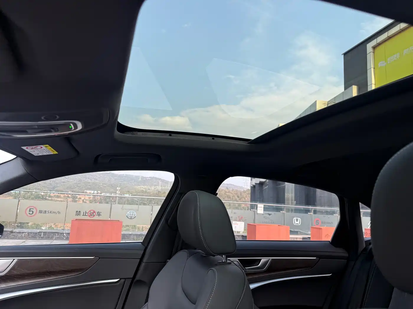 Audi A6L 2023 40 TFSI Luxury Dynamic фото 30