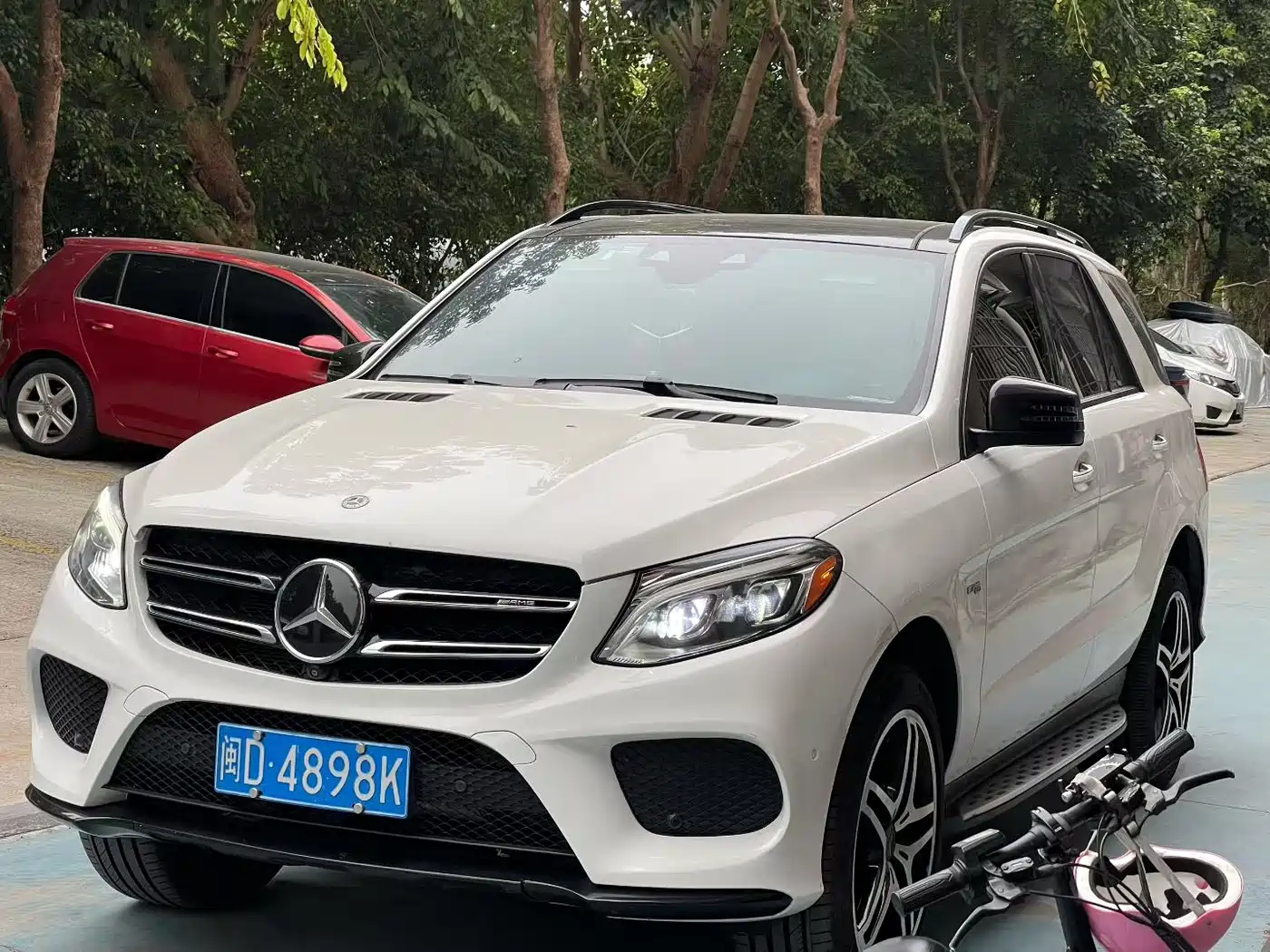Mercedes-Benz GLE AMG 2017 AMG GLE 43 4MATIC