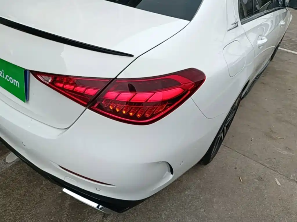 Фото 8 - Mercedes-Benz C-Class