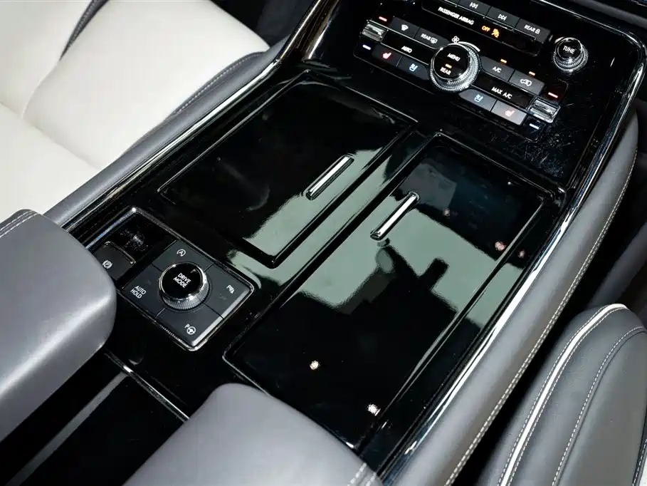 Lincoln Navigator 2018 Model 3.5T Ultimate China V фото 17
