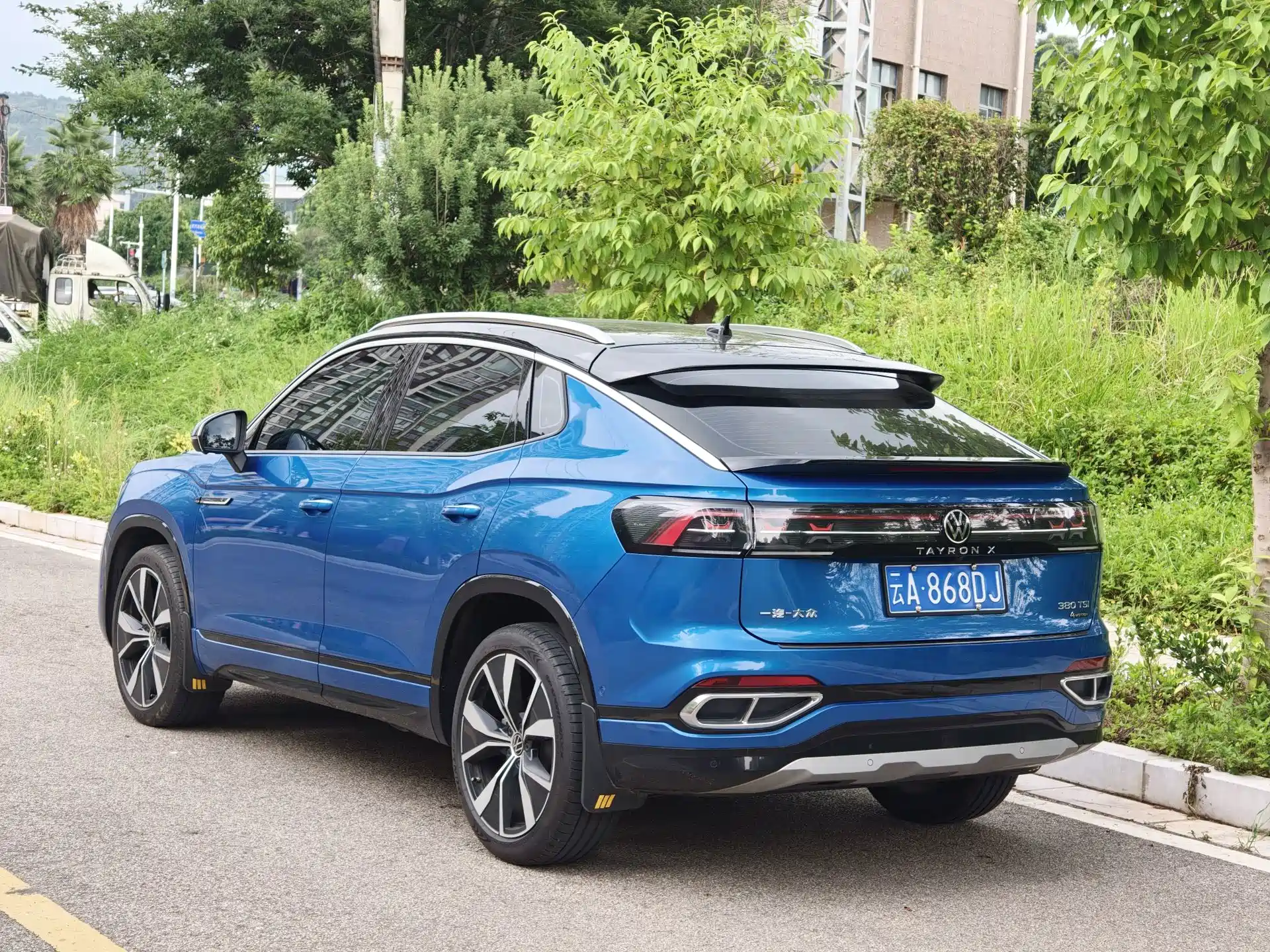 Фото 7 - Volkswagen Tayron X