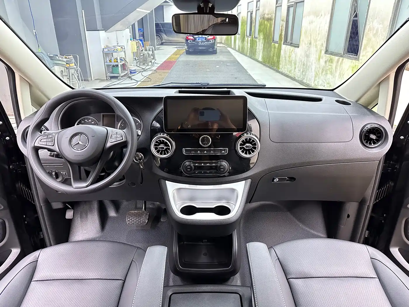 Mercedes-Benz Vito 2021 2.0T Elite 7-Seater фото 17