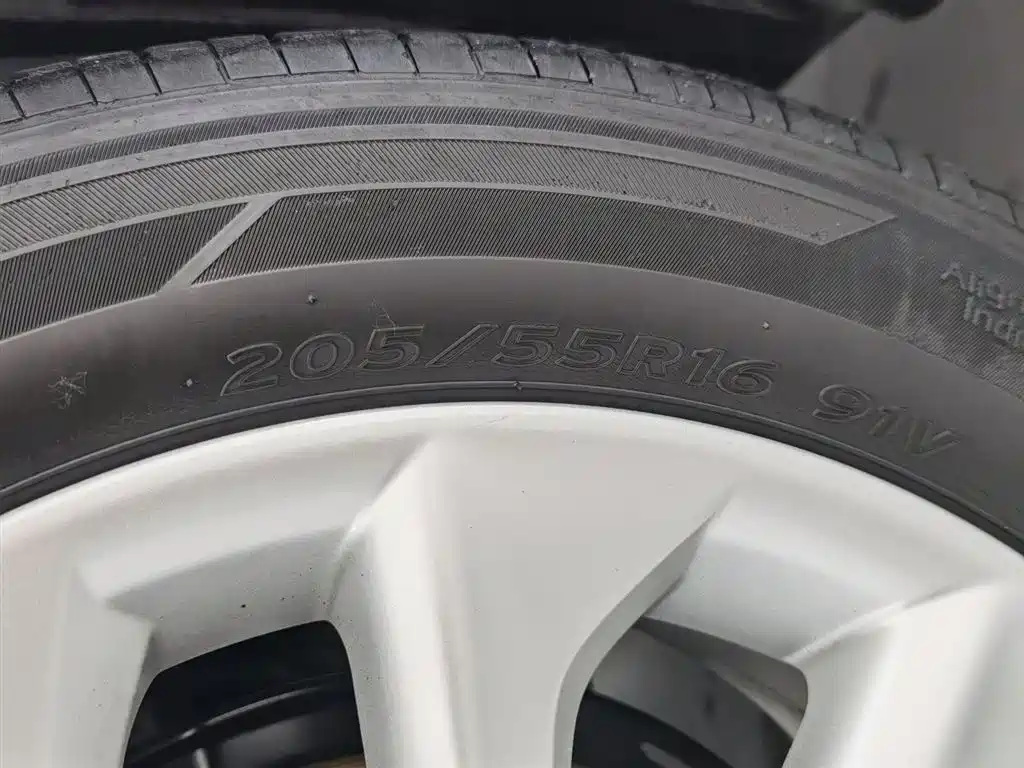 Toyota Corolla 2021 1.2T S-CVT Elite PLUS Edition фото 24