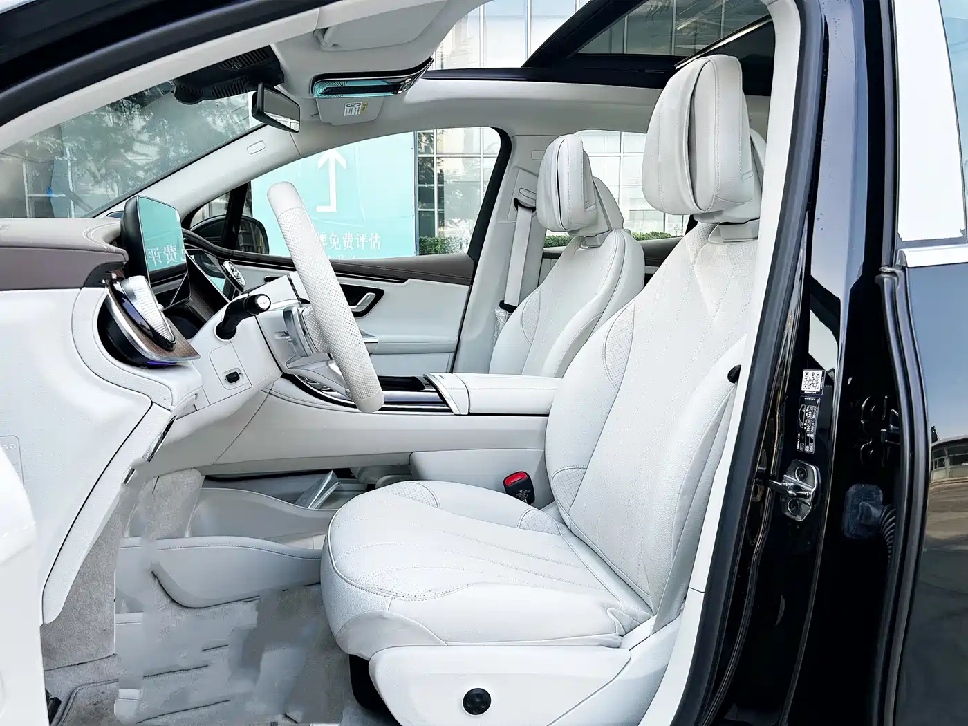 Mercedes-Benz EQE SUV 2025 2024 500 4MATIC Pioneer Edition