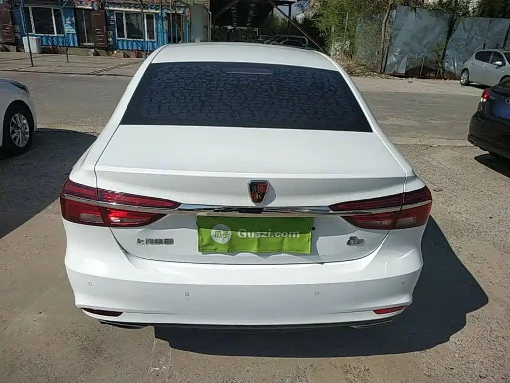 Фото 4 - Roewe i6