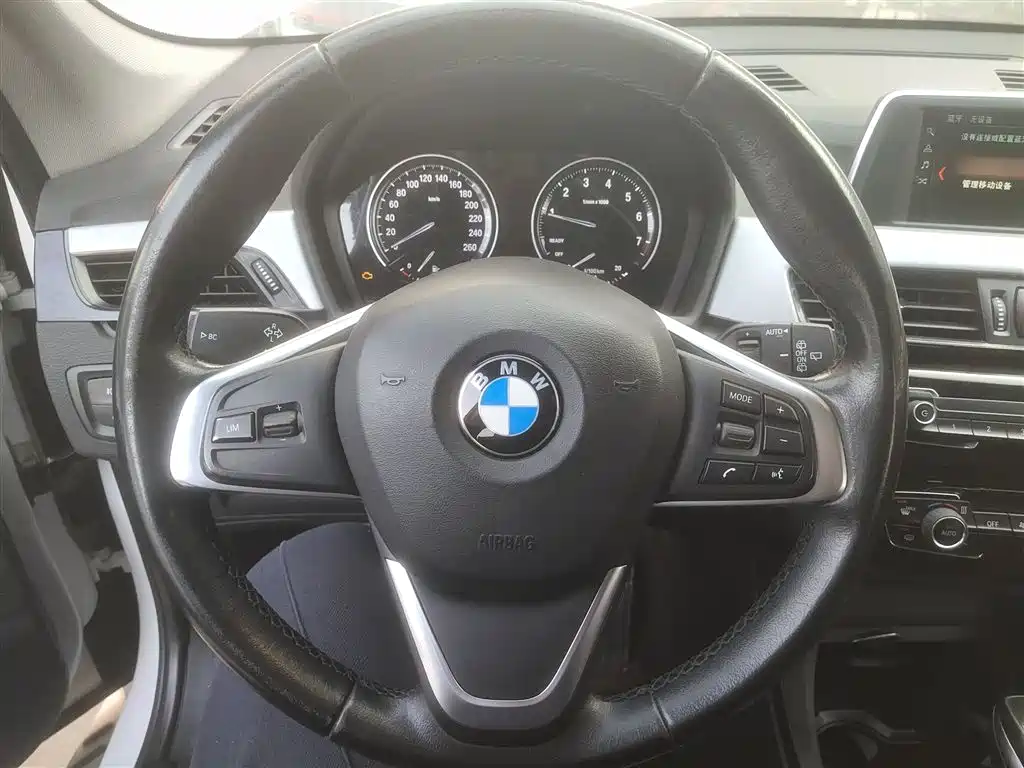 BMW X1 2019 sDrive18Li Fashion Model фото 8
