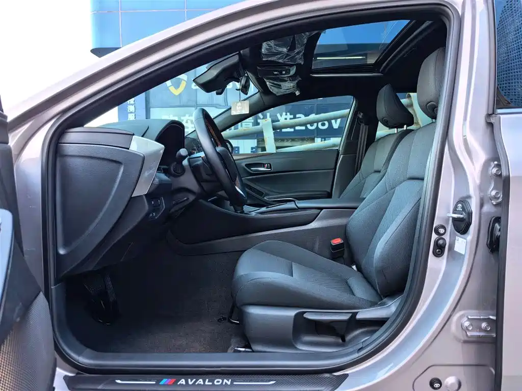 Toyota Avalon 2024 Model 2.0L Progressive Edition фото 7