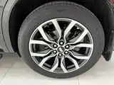 Фото 13 - Cadillac XT6