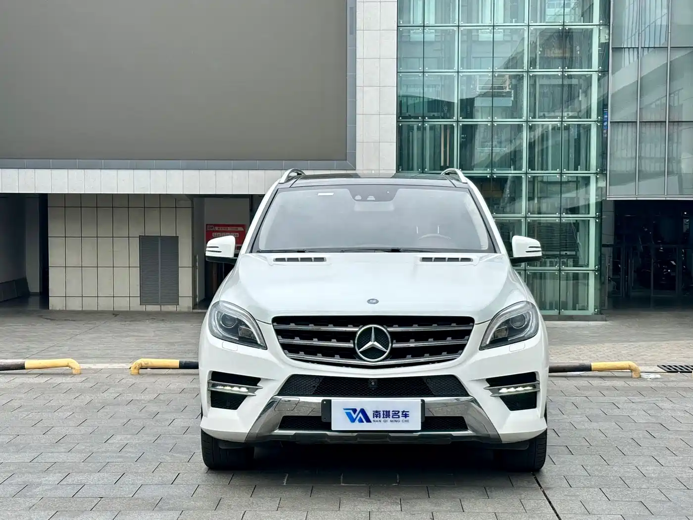 Mercedes-Benz M-Class 2014 ML 400 4MATIC Luxury фото 2