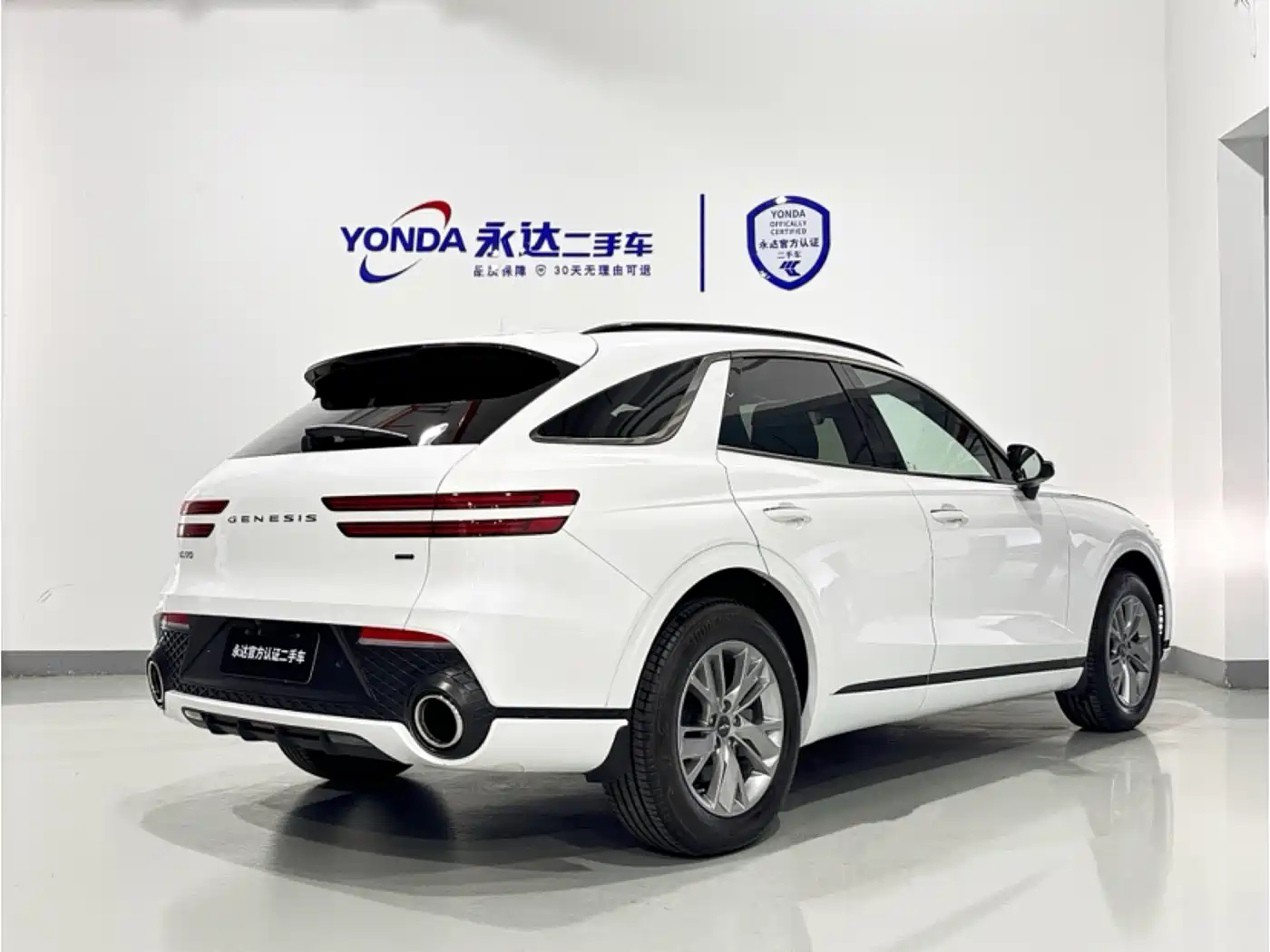 Genesis GV70 2023 2.5T 2WD Luxury Version фото 4