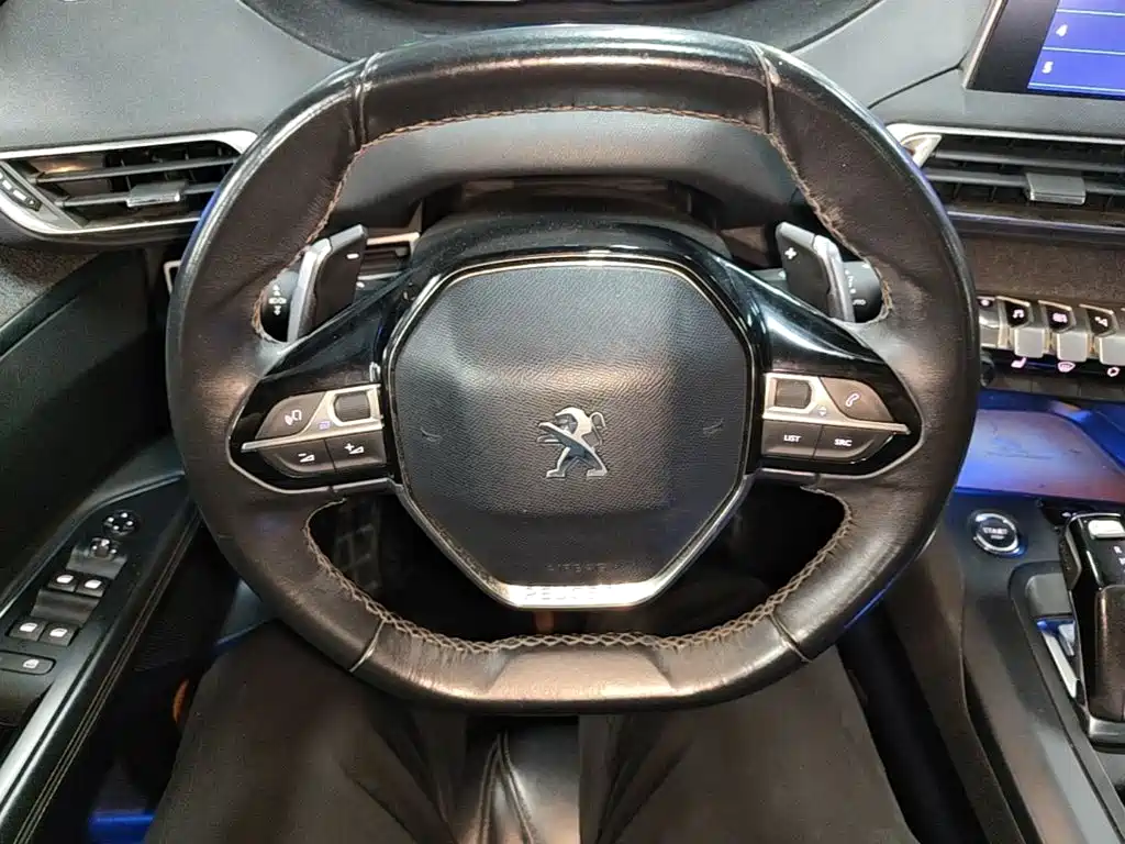 Фото 11 - Peugeot 4008