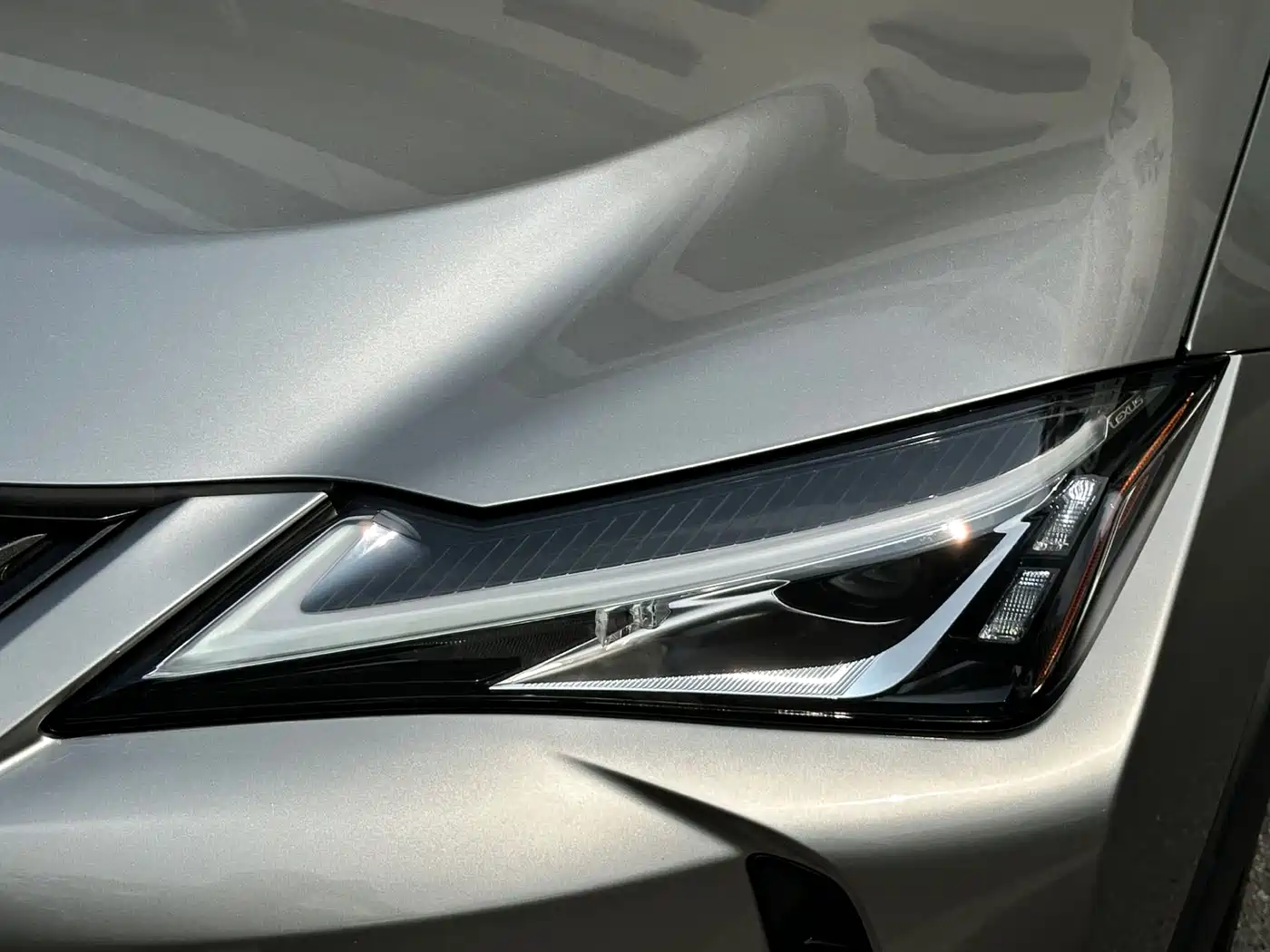Lexus UX 2021 2020 260h Explore Fun Edition