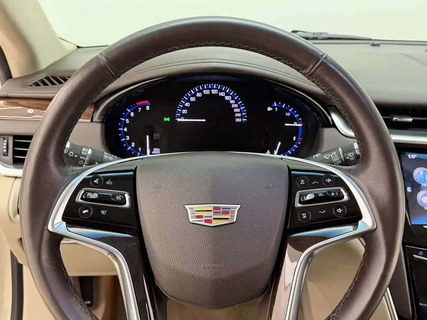 Cadillac XTS 2016 28T Elite фото 17
