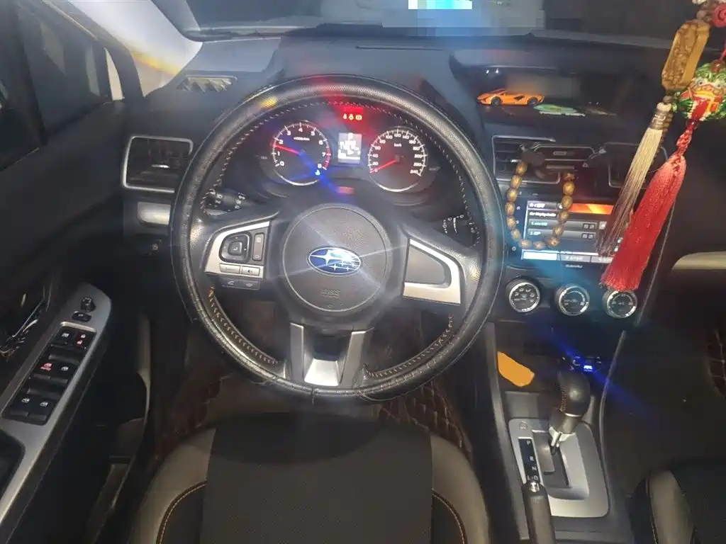 Subaru XV 2017 2.0i Comfort Navigation Edition фото 7