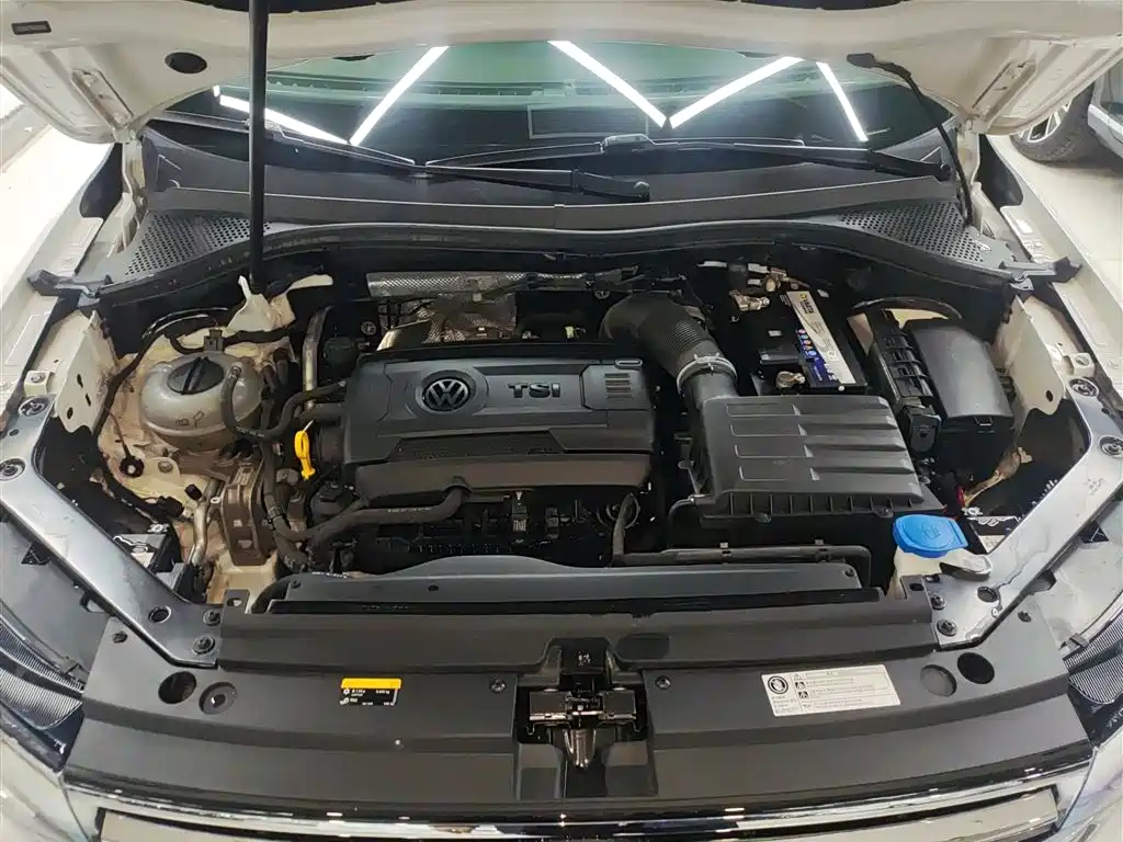 Volkswagen Tiguan L 2022 380TSI Automatic 4WD R-Line Flagship 7-Seater фото 20