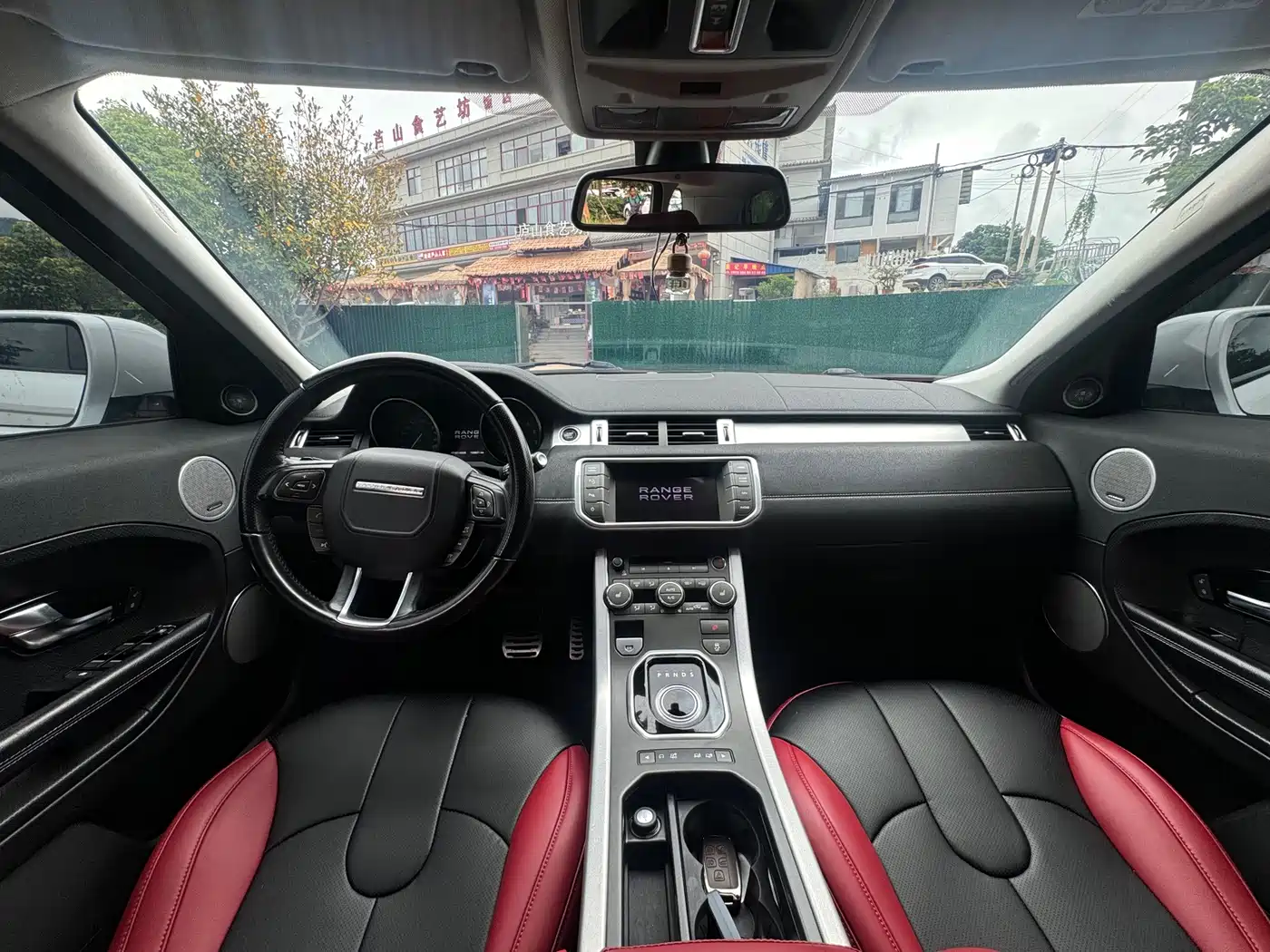 Land Rover Range Rover Evoque (Import) 2014 2014 2.0T 5-door Brilliance Sport