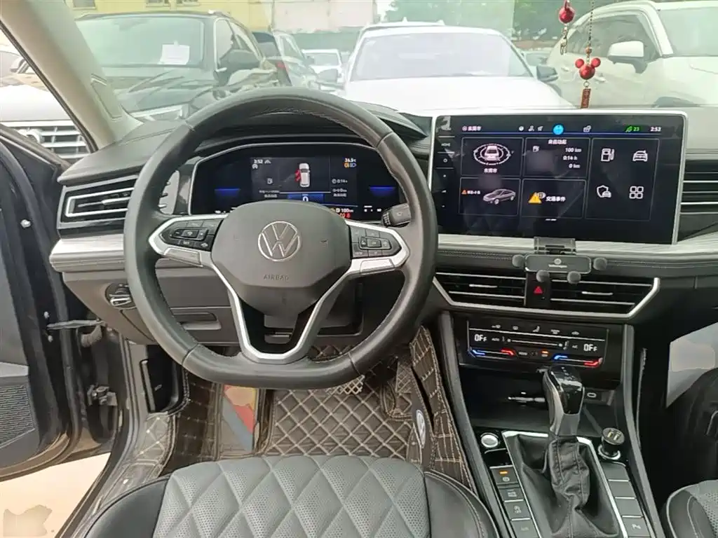 Volkswagen Sagitar 2023 Model Year 280TSI DSG Surpass Edition фото 10