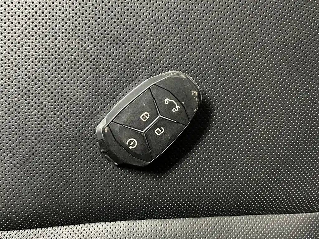 Lynk & Co 01 2019 2.0T 2WD Type Pro Version China V фото 11