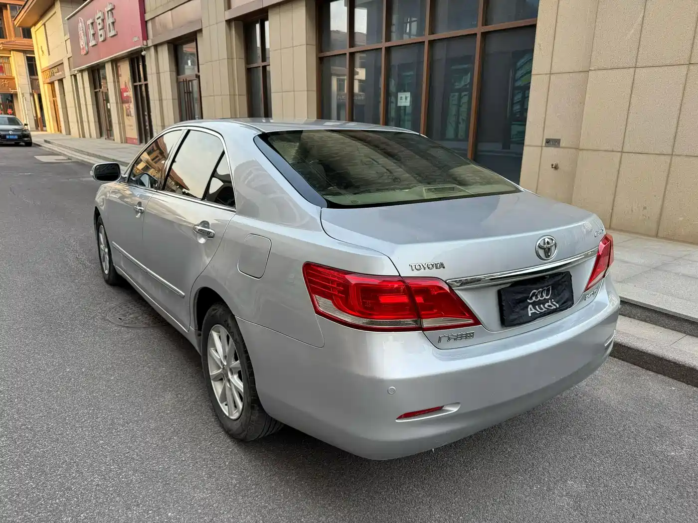 Toyota Camry 2011 200G Classic Anniversary Edition фото 4