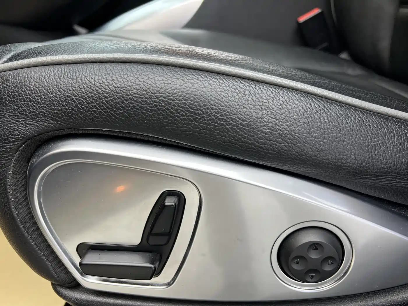 Mercedes-Benz R-Class 2017 R 320 4MATIC Business Collector's Edition фото 7
