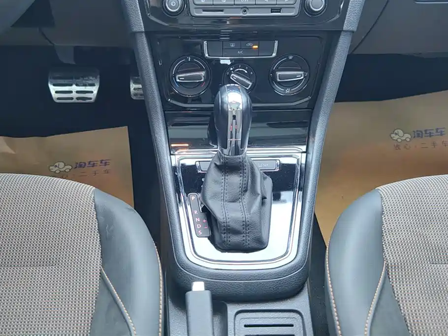 Volkswagen C-TREK 2017 230TSI DSG Comfort фото 16