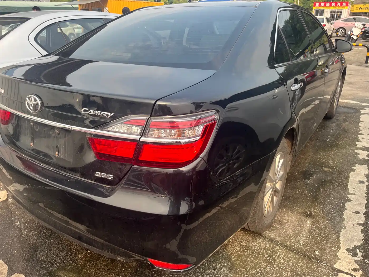 Toyota Camry 2016 2.0G 10th Anniversary Leading Edition фото 8