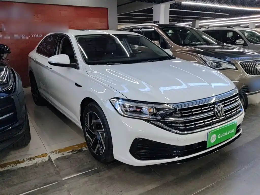 Volkswagen Sagitar 2023 300TSI DSG Surpassing Edition фото 4