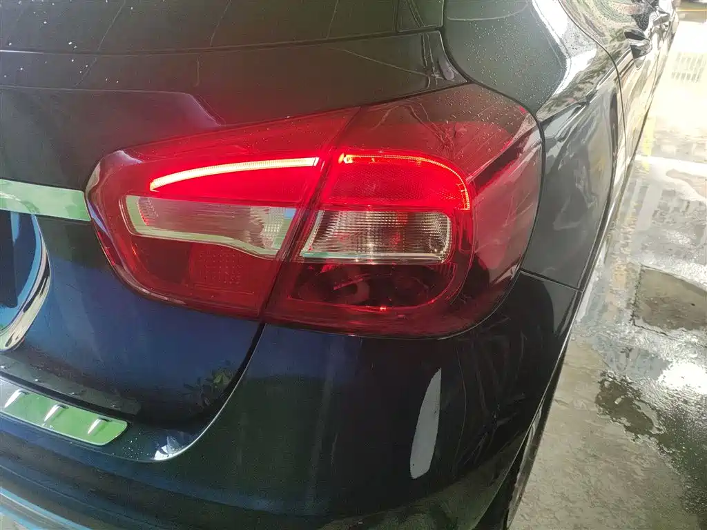 Mercedes-Benz GLA 2016 GLA 200 Dynamic фото 8