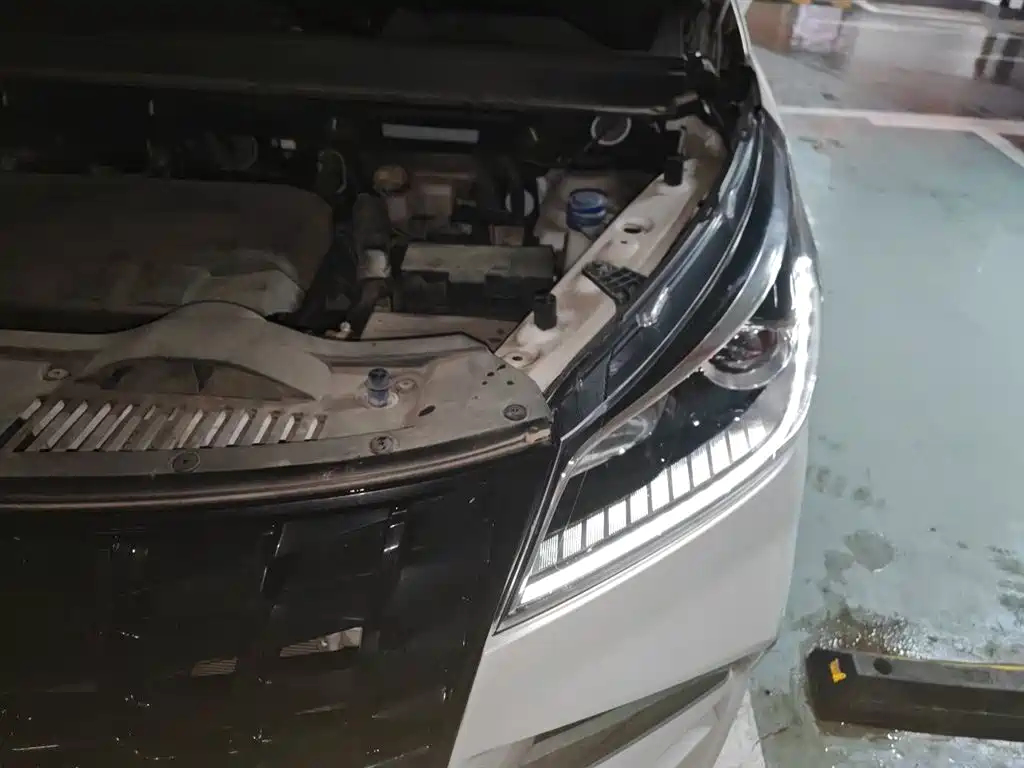 Changan Oshan Changan Oushang Kosai 2023 2022 1.5T Automatic Business Edition