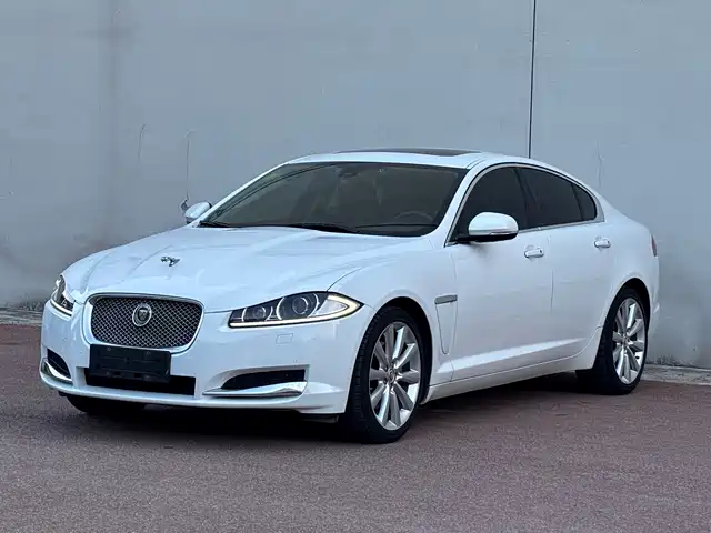  Jaguar Jaguar XF 2015 XF 2.0T 80th Anniversary Luxury Edition