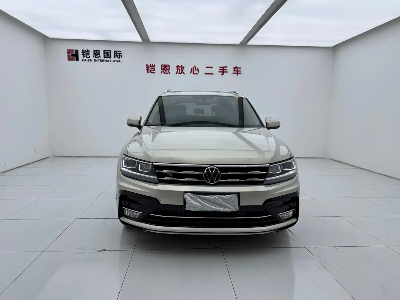 Volkswagen Tiguan L 2021 330TSI Automatic 2WD R-Line Premium фото 2