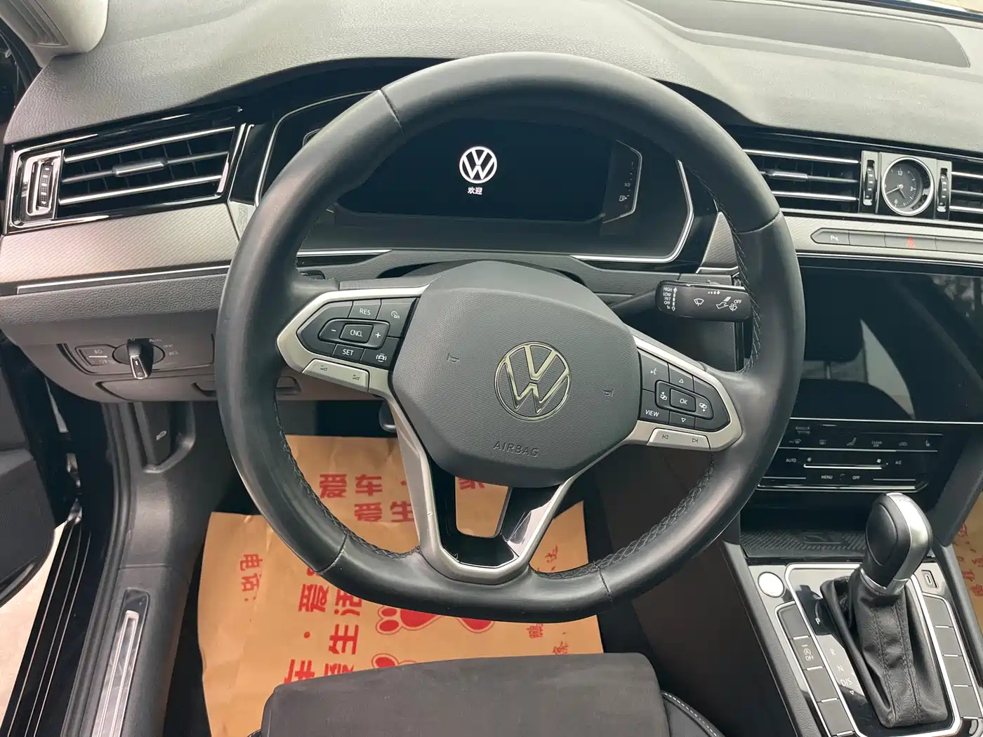 Volkswagen Magotan 2021 330TSI DSG 30th Anniversary Edition фото 8