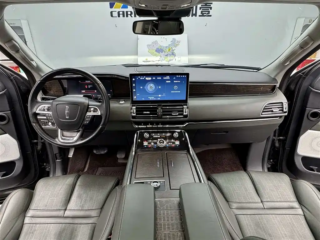 Lincoln Navigator 2022 3.5T Presidential Edition фото 11