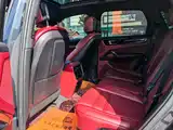 Photo 6 - Porsche Cayenne New Energy